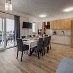 Villa Milutin 1 Vrsi