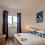Villa Milutin 1 Vrsi
