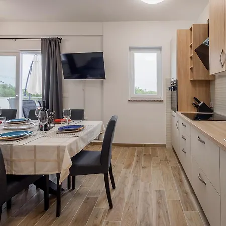 Villa Milutin 1 Vrsi