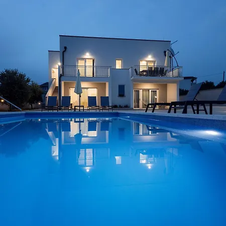 Villa Milutin 1 Vrsi