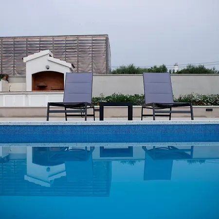 Villa Milutin 1 Vrsi