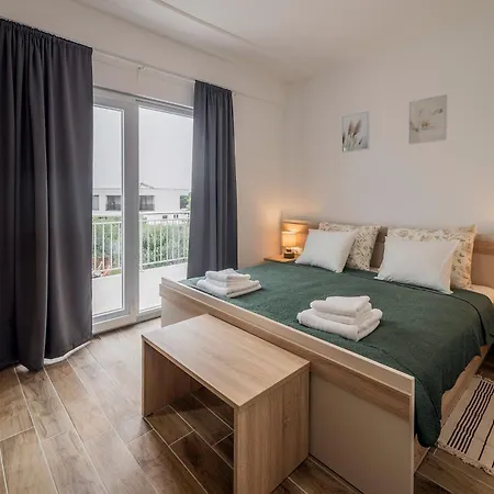 Villa Milutin 1 *