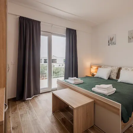 Vila Milutin 1 Vrsi