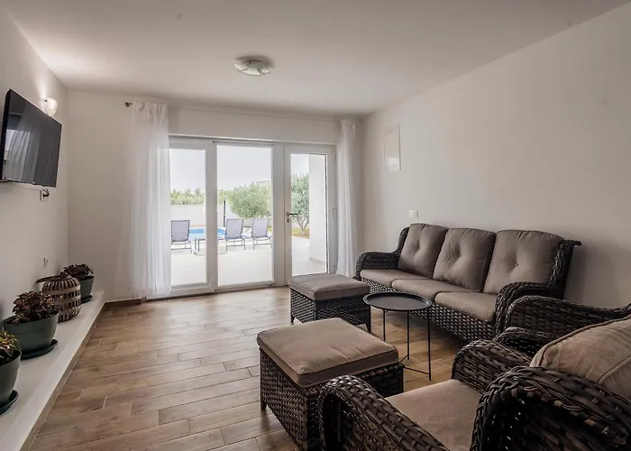 Milutin 1 Villa Vrsi